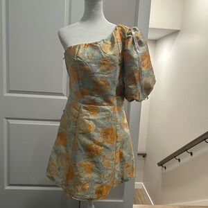 NWT Gorgeous Women’s Misguided One Shoulder Brocade Dress Size 8